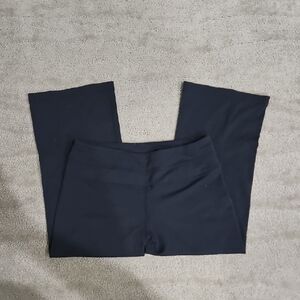 Reversible Black Lululemon Straghit Leg Capris